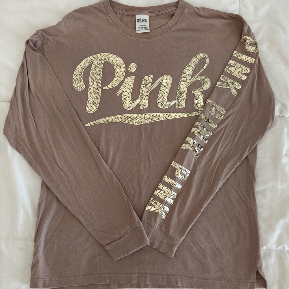 PINK Victoria’s Secret long sleeve 🤎